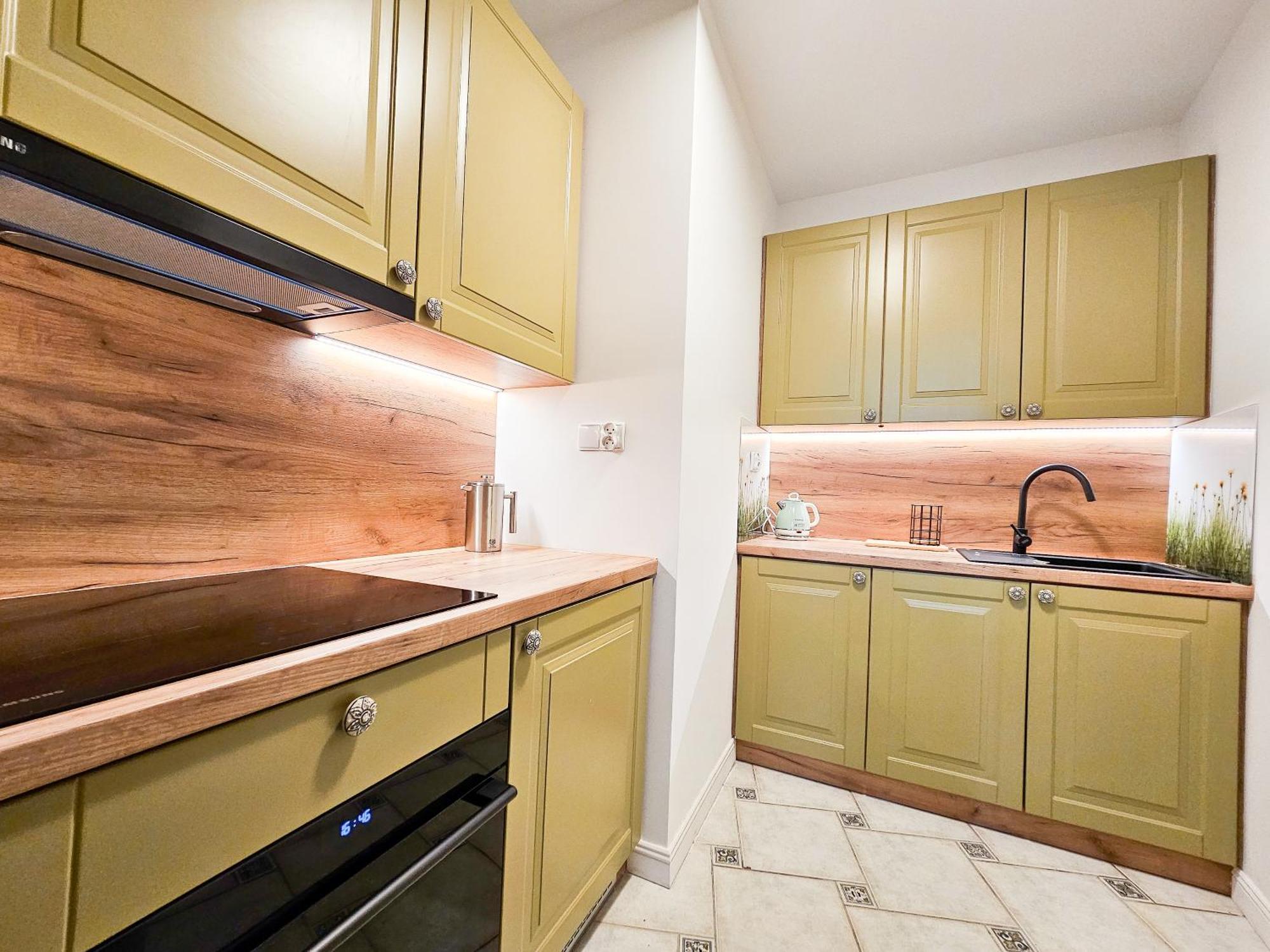 Butik Apartamenty Old Town Torun - Parking Екстер'єр фото